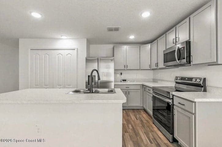 271 Wendover Road SW, Palm Bay, FL 32908 — photo 6