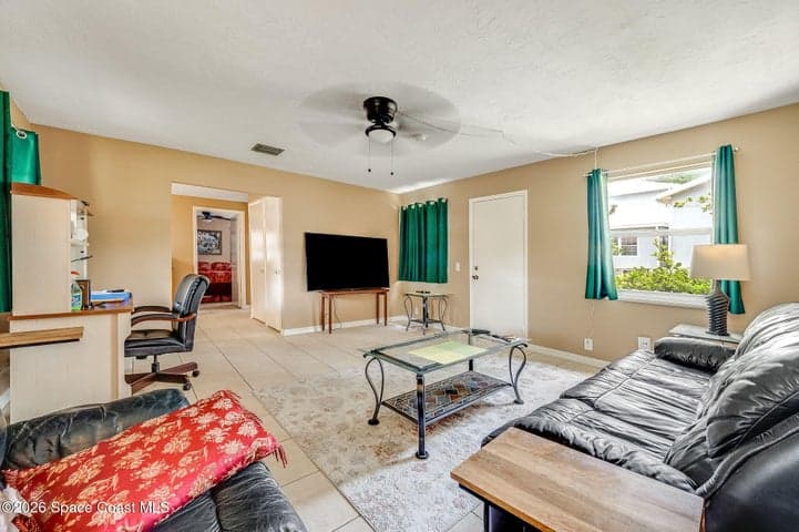 108 E Avenue D E, Melbourne, FL 32901 — photo 8