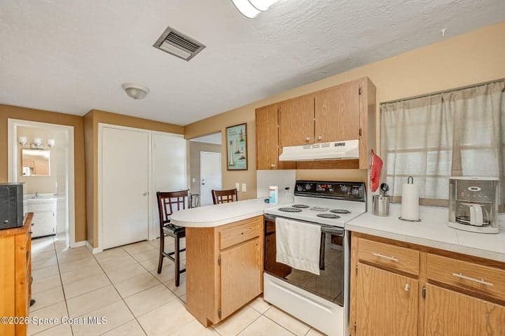 108 E Avenue D E, Melbourne, FL 32901 — photo 12