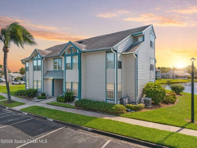 4680 Lake Waterford Way 3-108, Melbourne, FL 32901