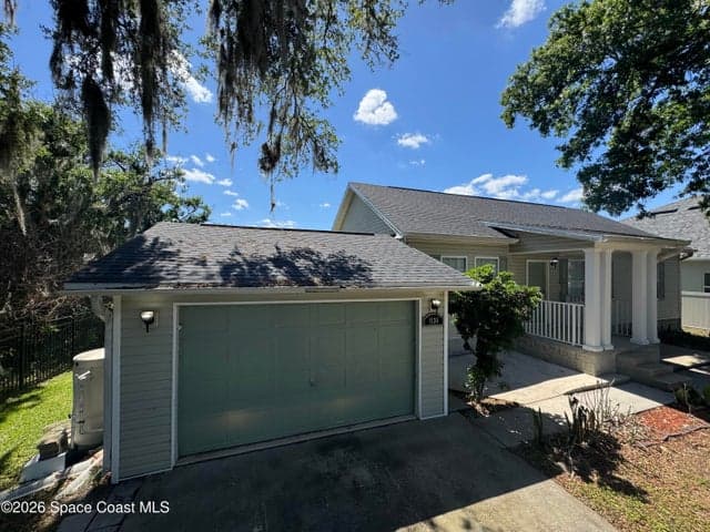 1130 Grapefruit Road SE, Palm Bay, FL 32909