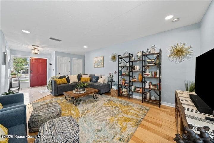 637 E Lincoln Avenue, Melbourne, FL 32901 — photo 6