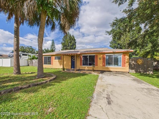 1490 Mariposa Drive NE, Palm Bay, FL 32905