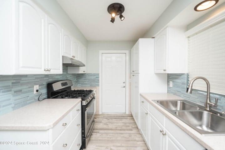 300 Nora Avenue, Merritt Island, FL 32952 — photo 9