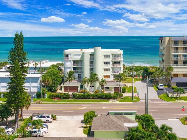 3031 S Atlantic Avenue 302, Cocoa Beach, FL 32931
