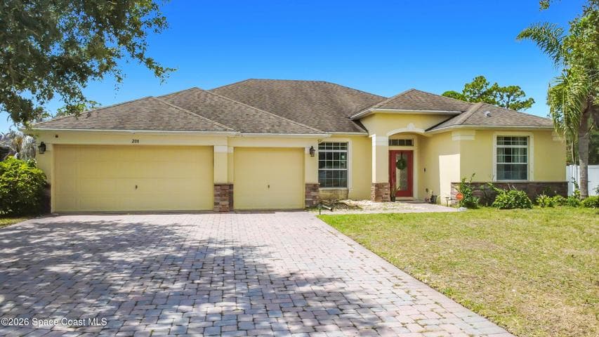 208 Grouper Circle SE, Palm Bay, FL 32909