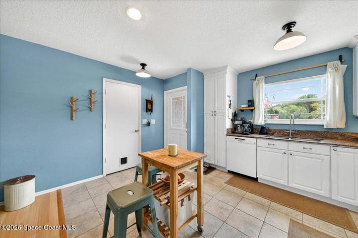 920 Gables Way, Melbourne, FL 32940 — photo 9