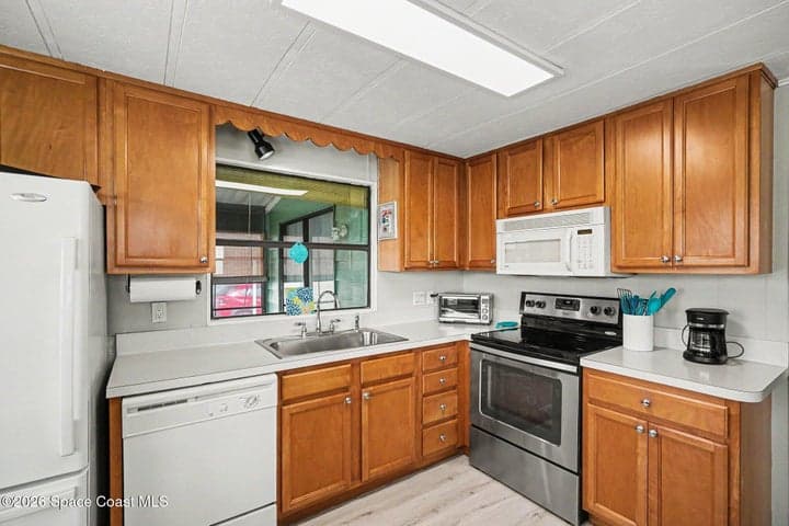 4442 Twin Lakes Drive, Melbourne, FL 32934 — photo 9