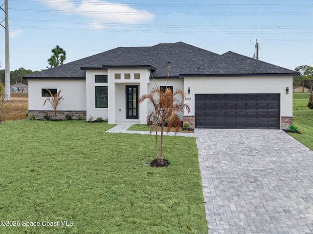 1482 Hayworth Circle NW, Palm Bay, FL 32907