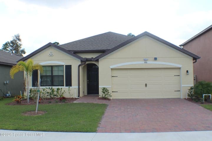 900 Old Country Road SE, Palm Bay, FL 32909