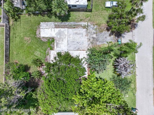 141 W Volusia Lane, Cocoa Beach, FL 32931 — photo 3