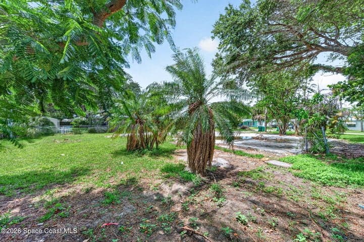 141 W Volusia Lane, Cocoa Beach, FL 32931 — photo 5