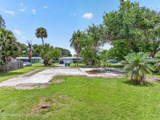 141 W Volusia Lane, Cocoa Beach, FL 32931 — photo 8