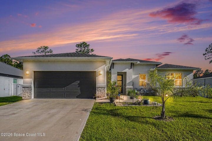 1328 Washburn Street SE, Palm Bay, FL 32909