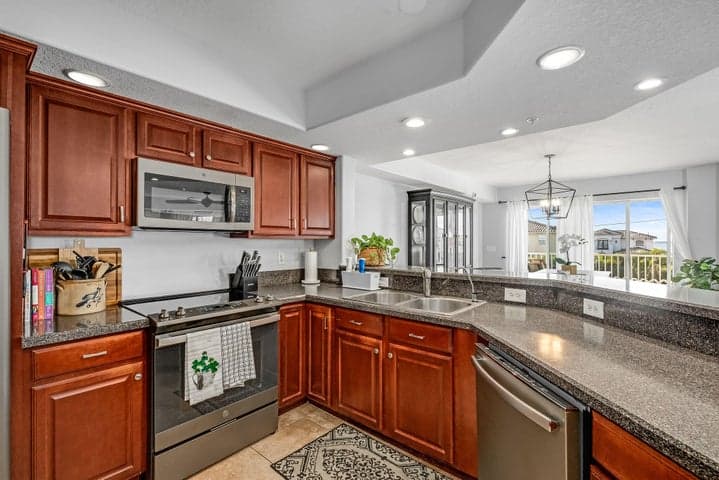 551 Casa Bella Drive 206, Cape Canaveral, FL 32920 — photo 9