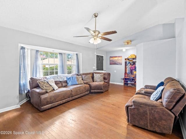 823 Hunters Creek Drive, Melbourne, FL 32904 — photo 3