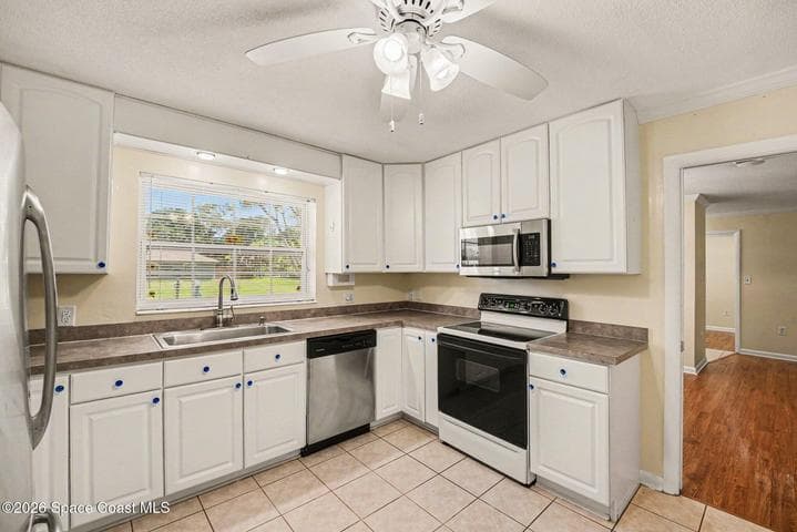 3075 Ellis Drive, Melbourne, FL 32904 — photo 7