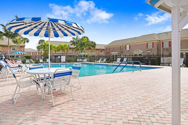 152 E East Colonial Court Court #84, Indian Harbour Beach, FL 32937 — photo 4