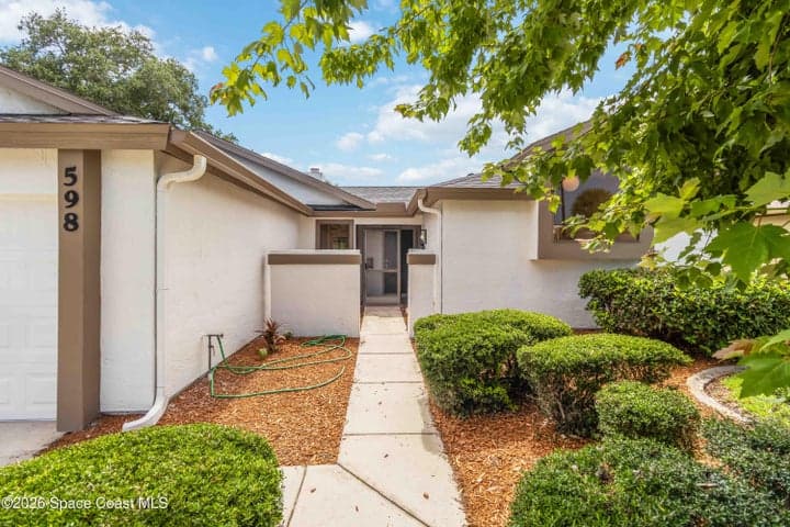598 Pine Forest Court, Melbourne, FL 32940 — photo 3
