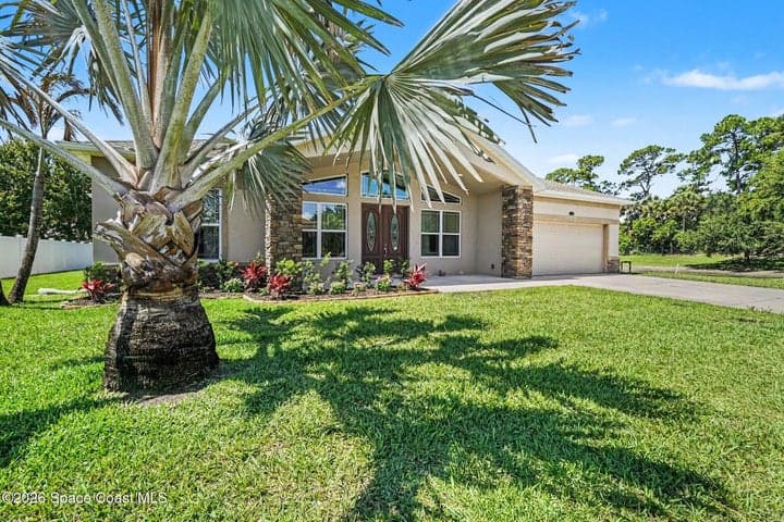 110 Via Catalano Court NE, Palm Bay, FL 32907