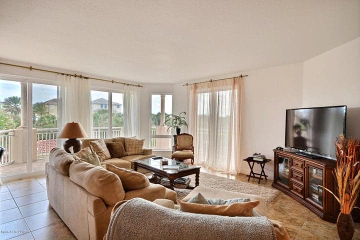 130 Warsteiner Way #204, Melbourne Beach, FL 32951 — photo 3