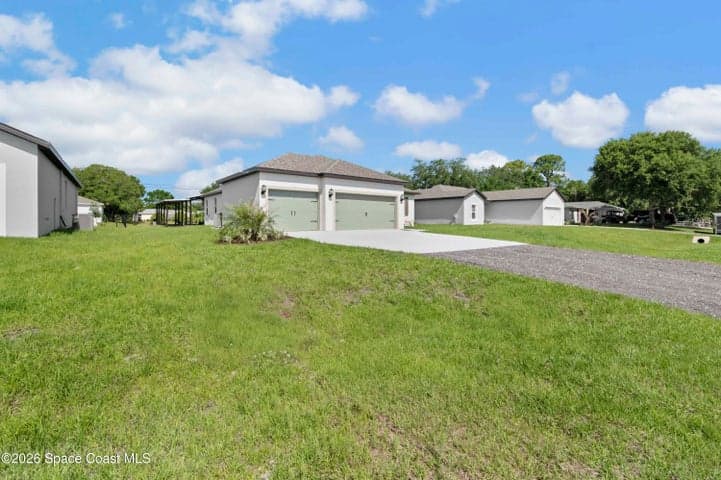 1161 Saturn Street SE, Palm Bay, FL 32909