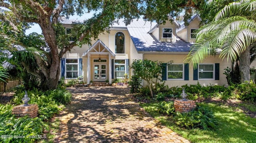 5930 Riverside Drive, Melbourne Beach, FL 32951