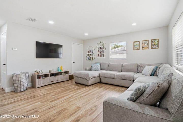 2440 Warwick Road, Melbourne, FL 32935 — photo 7