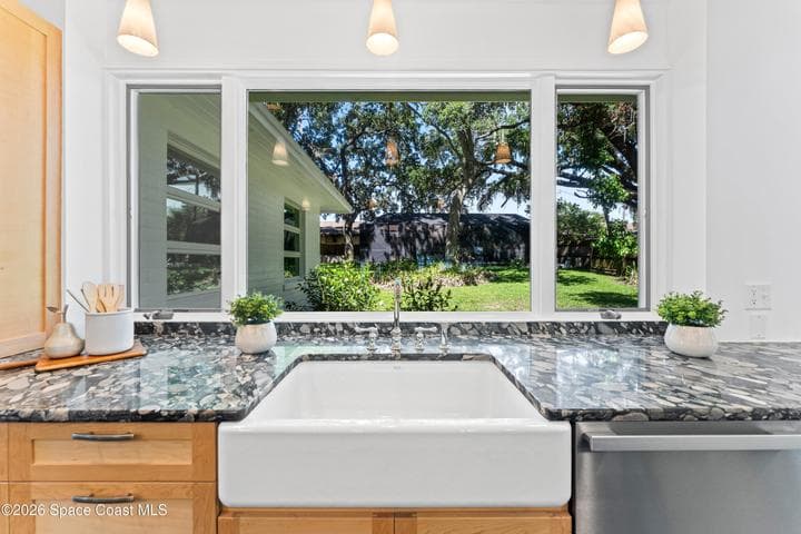 1001 N Indian River Drive, Cocoa, FL 32922 — photo 12