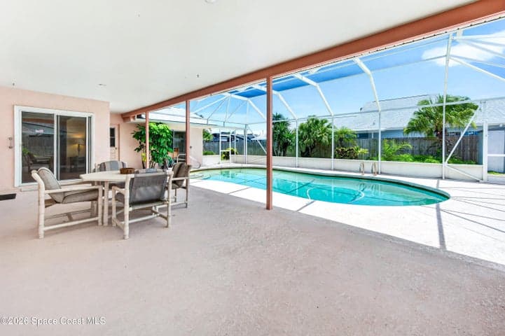 215 Dogwood Avenue, Melbourne Beach, FL 32951 — photo 10