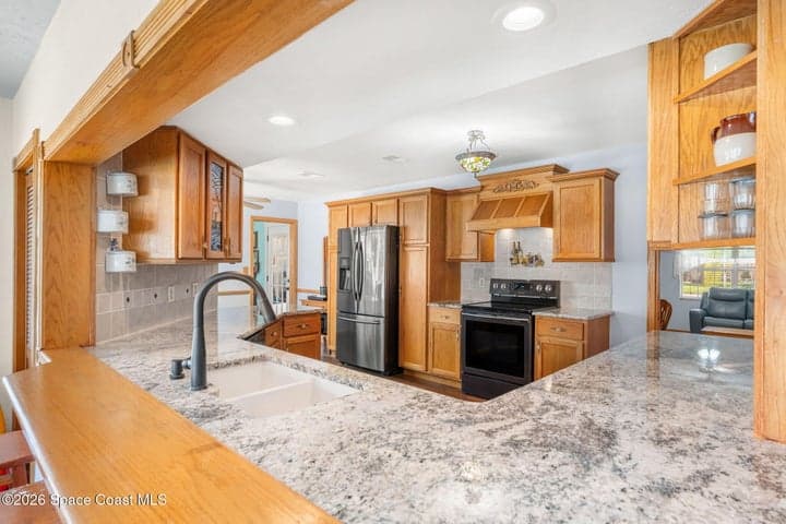 475 Kingston Road, Satellite Beach, FL 32937 — photo 17