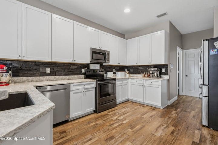 570 Gardendale Circle SE, Palm Bay, FL 32909 — photo 13