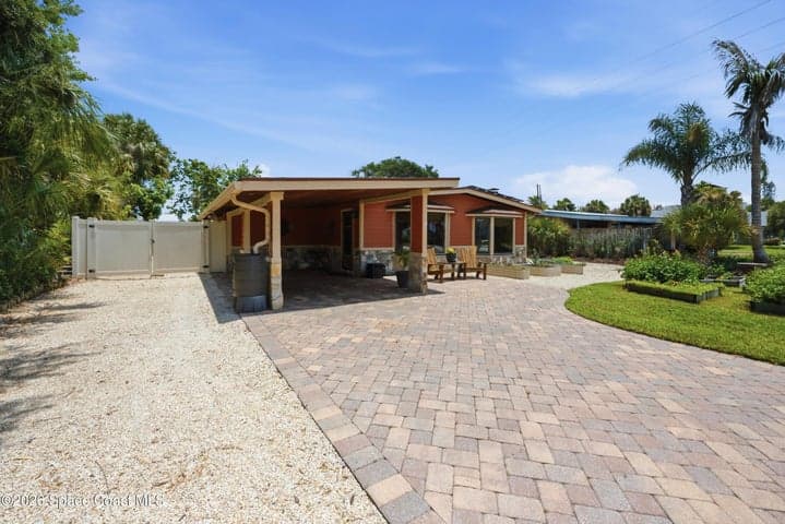 1055 S Brevard Avenue, Cocoa Beach, FL 32931 — photo 34