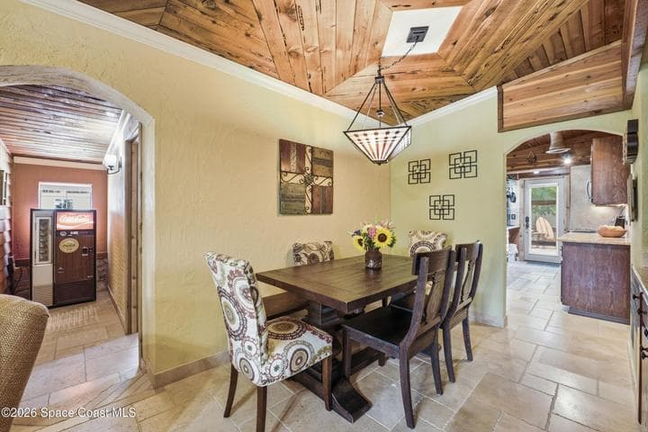 1055 S Brevard Avenue, Cocoa Beach, FL 32931 — photo 8