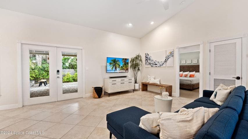 302 Corona Avenue, Cocoa Beach, FL 32931 — photo 3