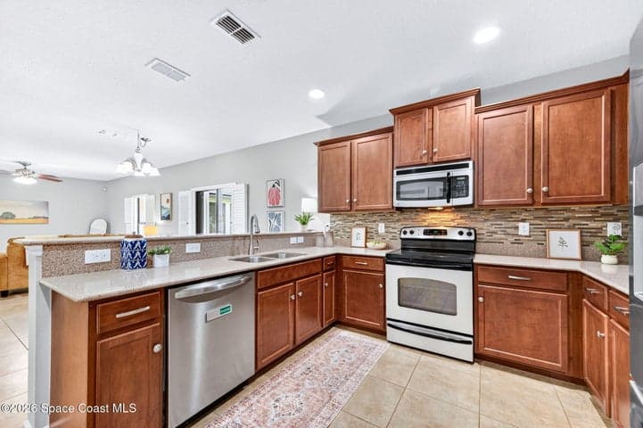992 Hailey Street, Melbourne, FL 32904 — photo 4
