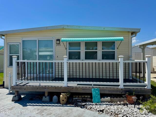 209 Liberty Lane, Melbourne Beach, FL 32951 — photo 3