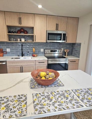 418 Count Street, Melbourne, FL 32901 — photo 10