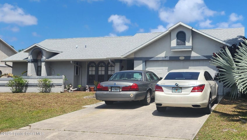 1381 Mann Avenue NW, Palm Bay, FL 32907