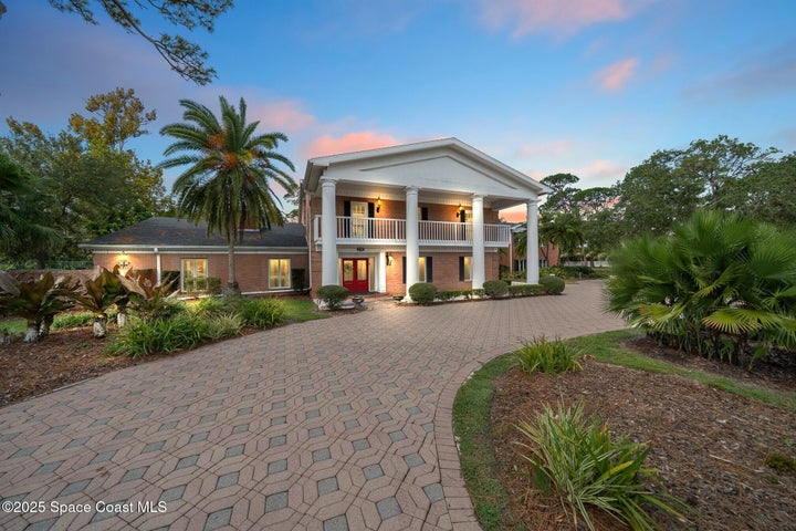 2195 S Courtenay Parkway, Merritt Island, FL 32952