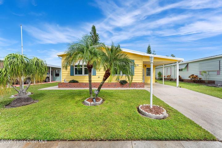 1885 Mango Street NE, Palm Bay, FL 32905