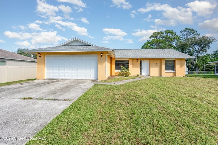 1867 Cyclone Street NW, Palm Bay, FL 32907