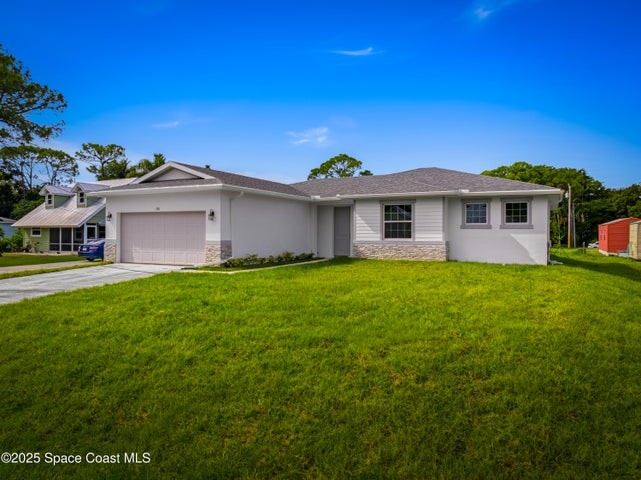 514 Whitehall Avenue SW, Palm Bay, FL 32908