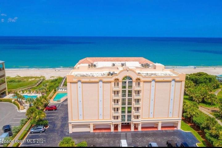 735 N Highway A1a #303, Indialantic, FL 32903