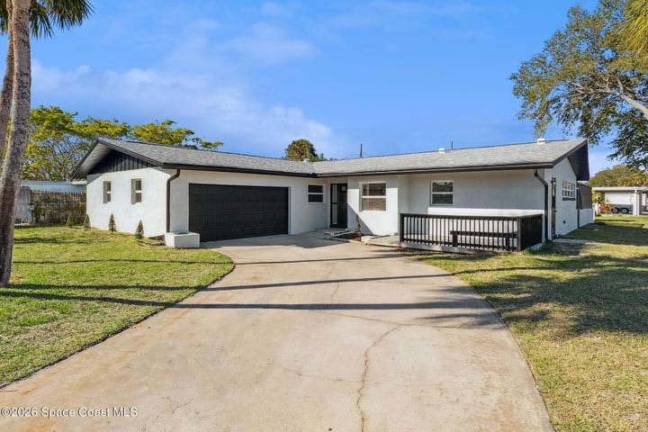 1345 Crevalle Avenue, Merritt Island, FL 32952