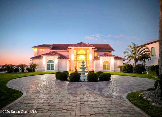 157 Saint Croix Avenue, Cocoa Beach, FL 32931