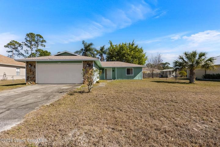 287 Greenway Avenue NE, Palm Bay, FL 32907