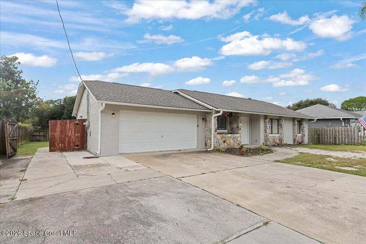 5221 Carrick Road, Cocoa, FL 32927