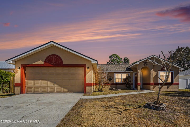 2941 Denver Avenue SE, Palm Bay, FL 32909