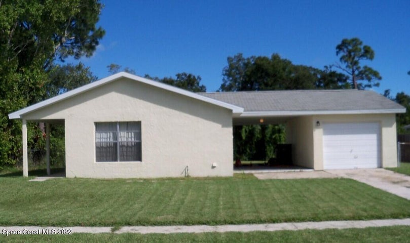 2912 Pembroke Road, Melbourne, FL 32935